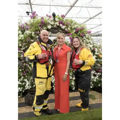 Fiona Bruce joins Peter Beales Roses at RHS Chelsea 2024
