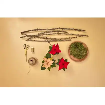 DIY Floral Star Wreath