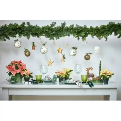 Rustic Christmas tablescape