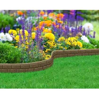 Flexible Recycled Rubber Barden Borders by Primeur