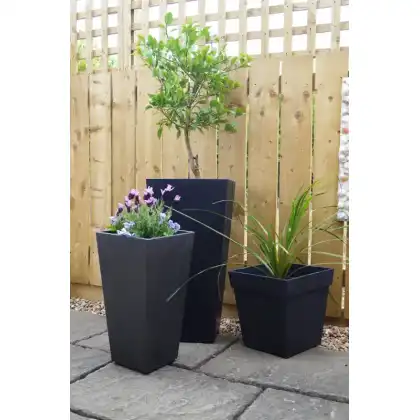 Self-Watering Planters by Primeur