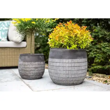 Apta Olympia Boule Planter