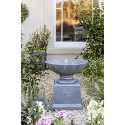 Ivyline 2024 Kew Licensed Water Feature